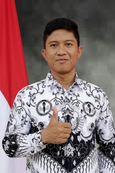 Herman Pardosi, S.Pd