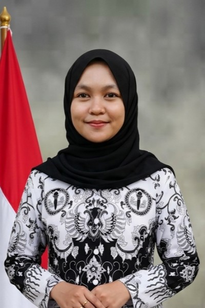 Sri Ratna Desita, S.Pd